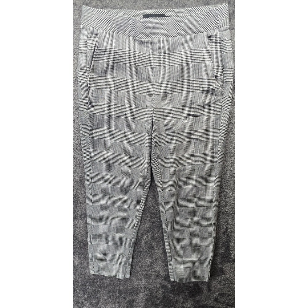 Torrid Women's Black & White Glen‎ Plaid Pull-On Ankle Cropped Pants  -Size 1S